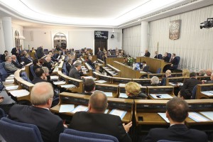 Pieniądze dla Polonii i Polaków za granicą znów w Senacie. Pieniądze dla Polonii i Polaków za granicą znów w Senacie.
