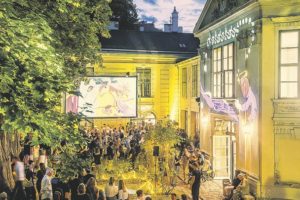 dotdotdot – Open Air Short Film Festival: PERSONALE KATARZYNA WARZECHA