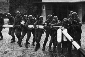 Der Ausbruch des Zweiten Weltkriegs und die deutsche Okkupation in Polen 1939–1945. Bilder und Gedächtnis.